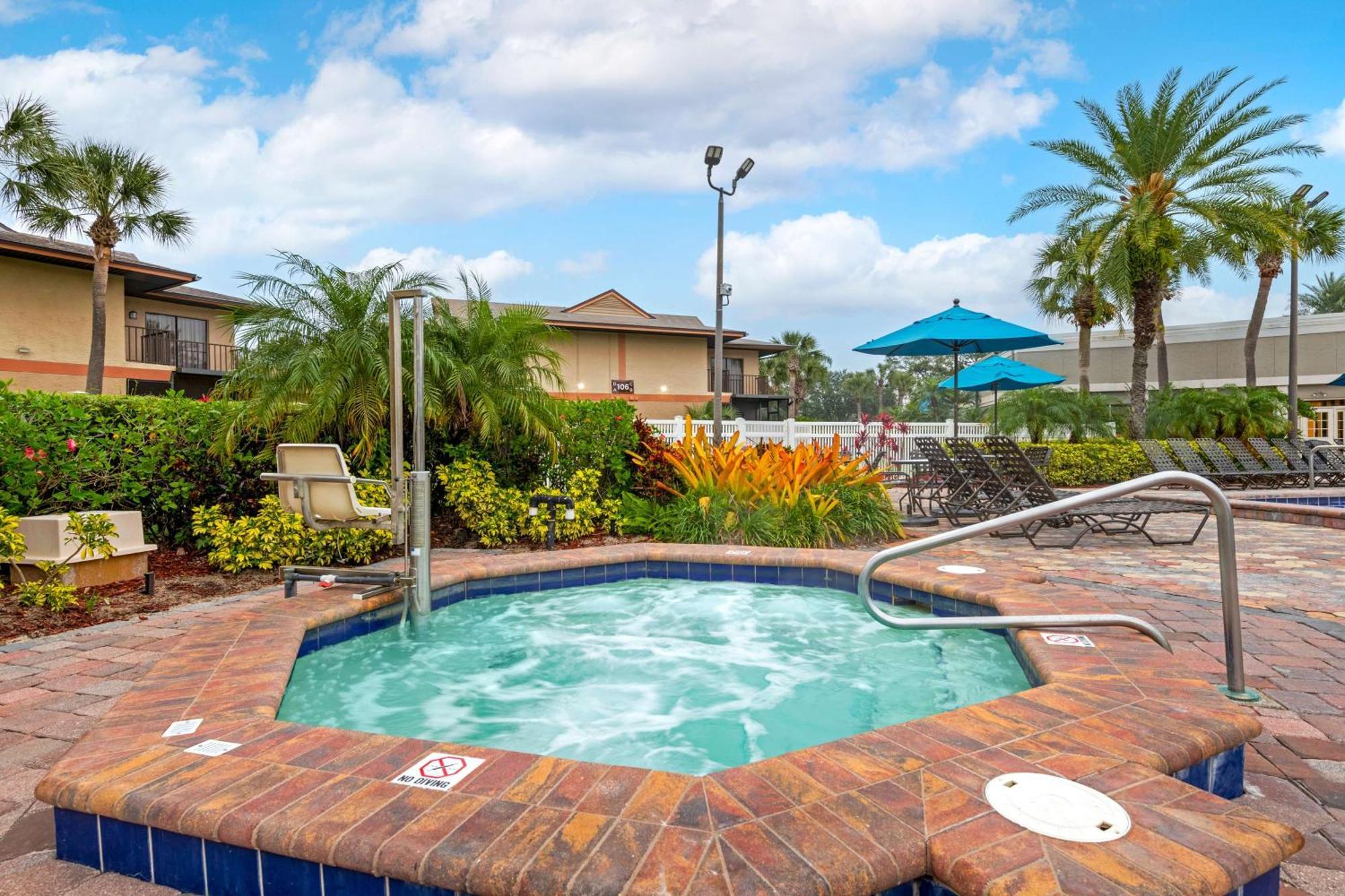 Hilton Vacation Club Aqua Sol Orlando West Four Corners Eksteriør bilde
